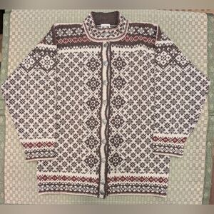 Selbu Tradition 100% Pure New Wool Cardigan Size Medium Made in Norway